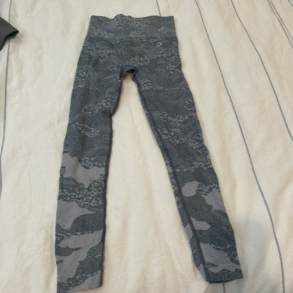 blue gymshark Leggings